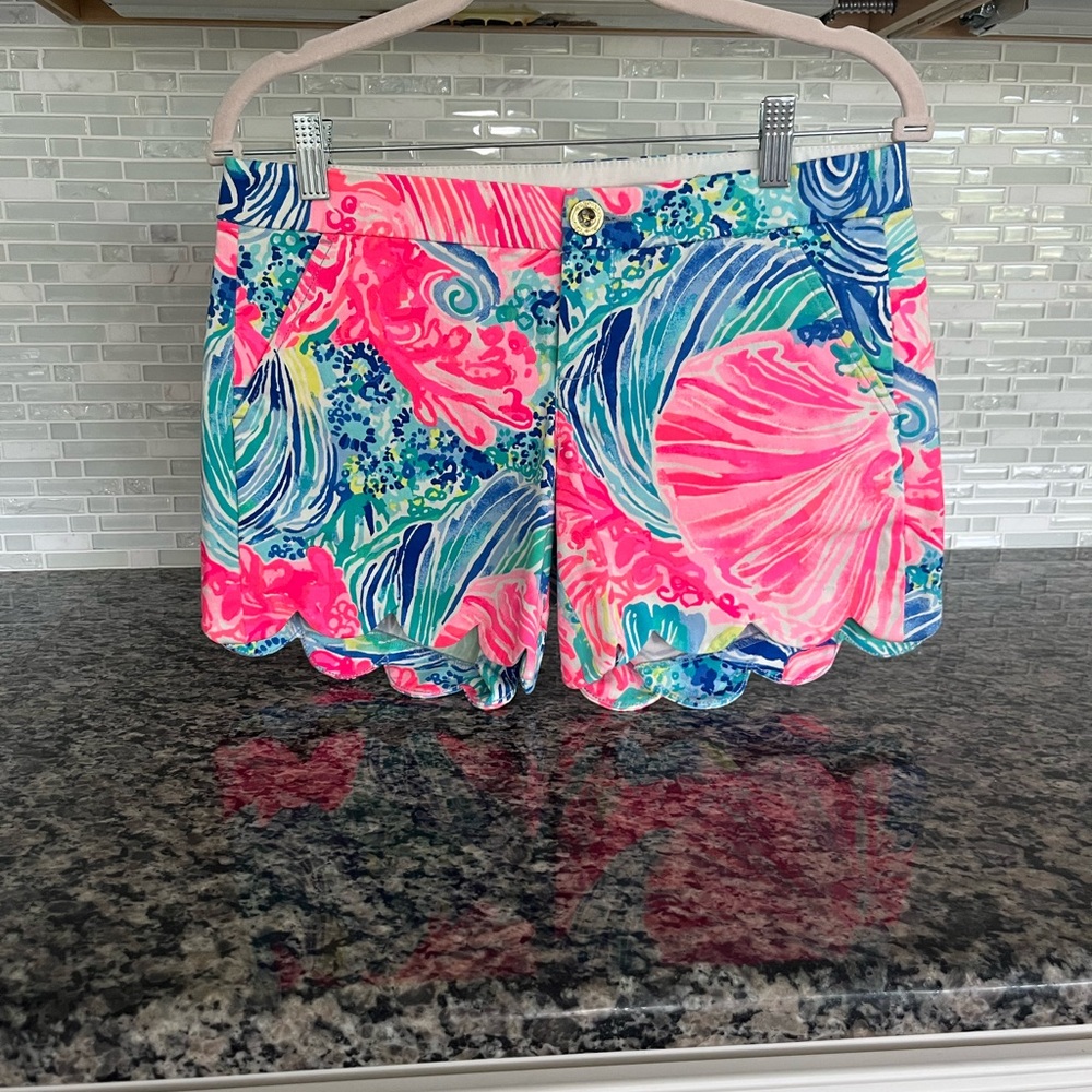Lilly Pulitzer Buttercup Stretch Short NWT